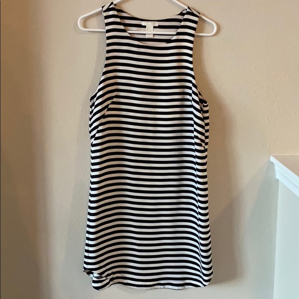 Women’s dress
